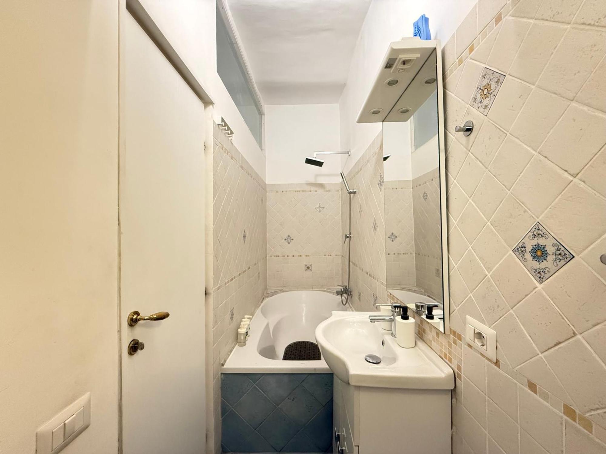Appartamento San Lorenzo X 6 Guests Near Termini Roma